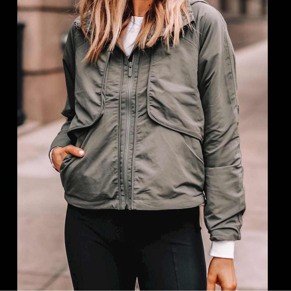 Lululemon Always Effortless Jacket in Grey Sage